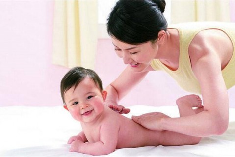 嘉兴代生宝宝长牙了就断奶了吗 喂奶的六大误区妈妈千万要避开